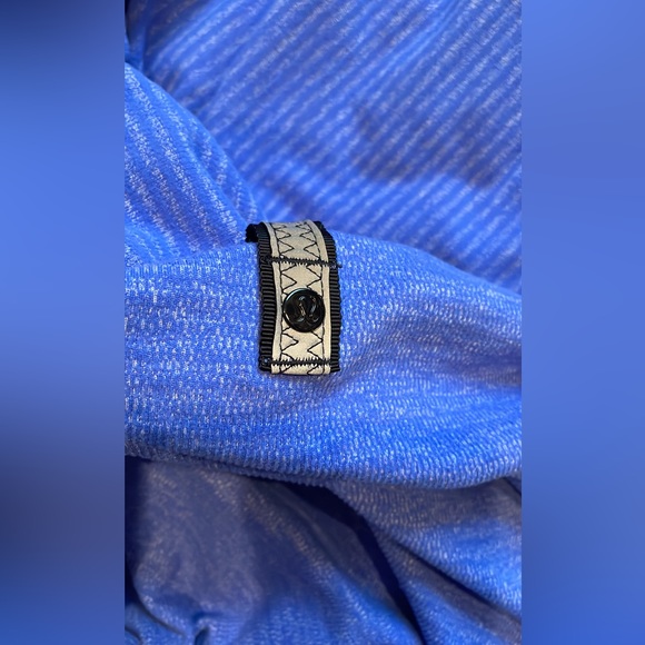 Lululemon Vinyasa Scarf - Picture 3 of 3